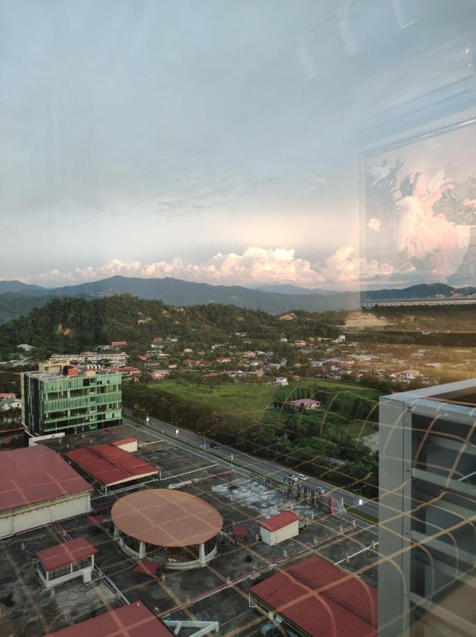 Thirteen Residence Tr06 @ Itcc Manhattan Suites Kota Kinabalu Exterior foto